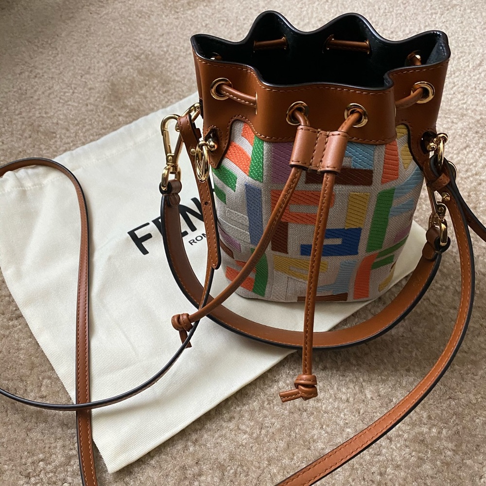 mini Mon Tresor bucket bag